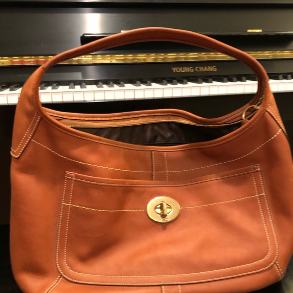 Like New Coach leather purse - Picture 5 of 12